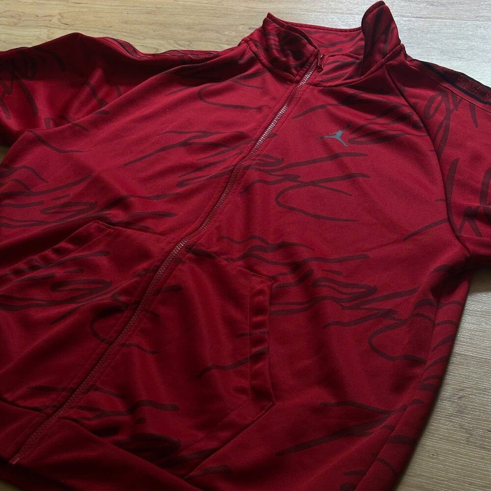 Nike Air Jordan Essential Track Strip Zip Jacket / Size XL / conditon : 8,5/10